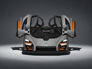 Pierwszy na świecie McLaren Senna z klock&oacute;w LEGO w skali 1:1!